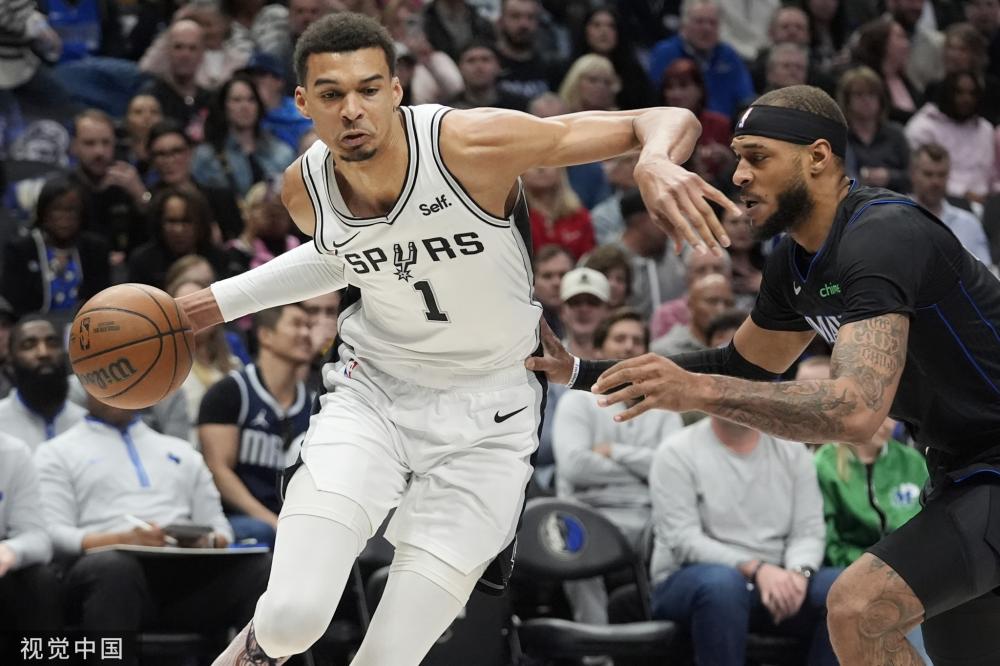 TA记者：梅努坚持要万周薪？消息源告诉我是假的.