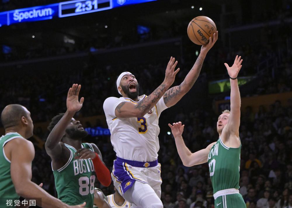 正吸引全球 正吸引全球