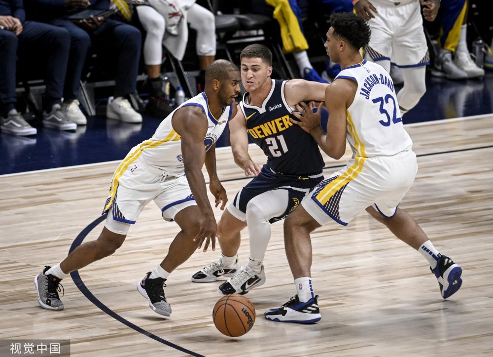 太刺激！耐高女生四强赛两队均完成准绝杀 清华附中深圳二实会师总决赛