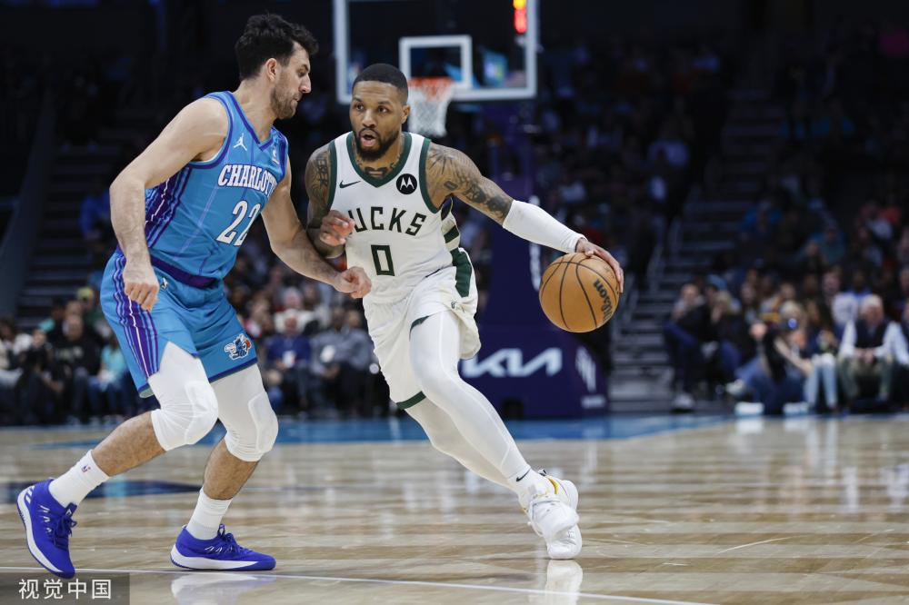 湖人半场领先4分！詹姆斯22+6状态神勇 东契奇带病出战8+5